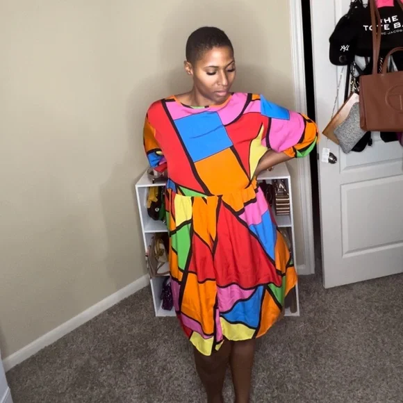 Multicolored Geometric print dress - Picture 3 of 4